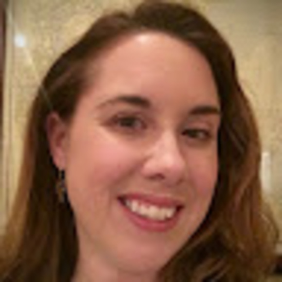 Meet your Posher, Danielle - Picture 1 of 1